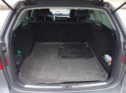 Volkswagen - Passat