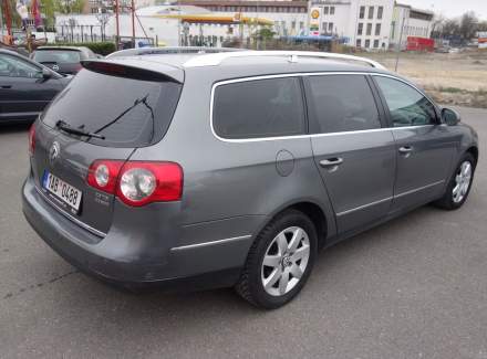 Volkswagen - Passat
