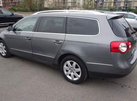 Volkswagen - Passat