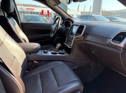 Jeep - Grand Cherokee