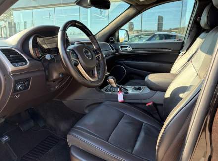 Jeep - Grand Cherokee