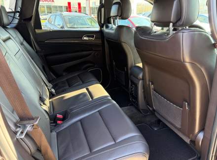 Jeep - Grand Cherokee