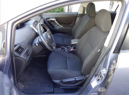 Toyota - Verso