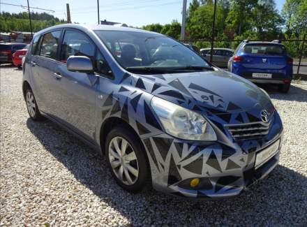 Toyota - Verso