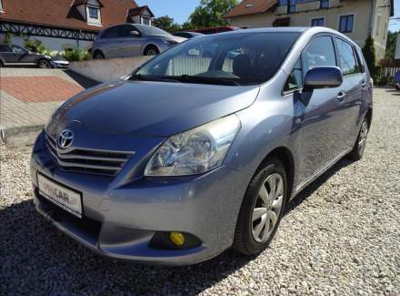 Toyota - Verso