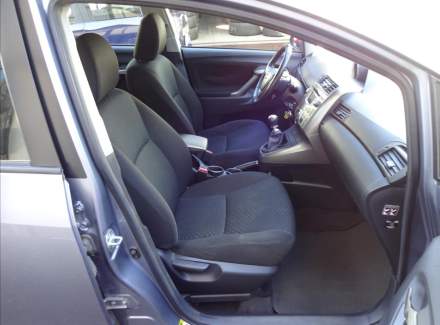 Toyota - Verso