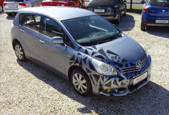 Toyota - Verso