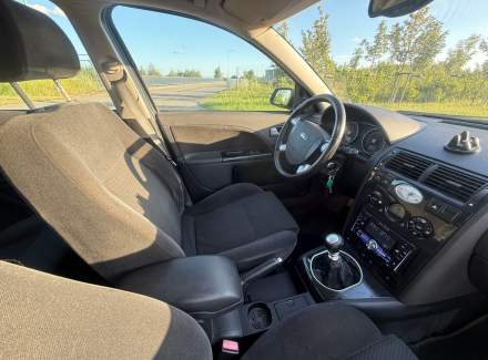 Ford - Mondeo