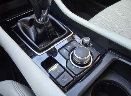 Mazda - 6