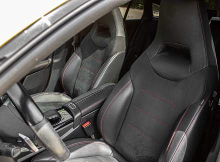 Mercedes-Benz - CLA