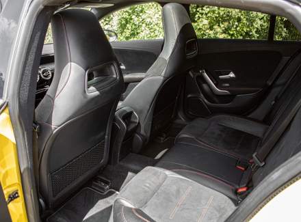 Mercedes-Benz - CLA