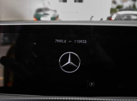 Mercedes-Benz - CLA