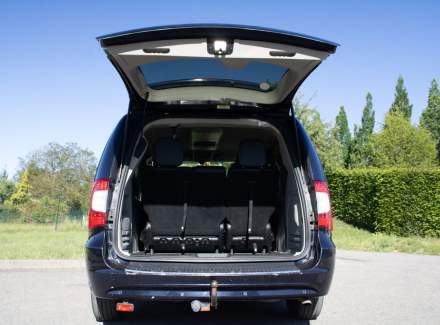 Chrysler - Town & Country