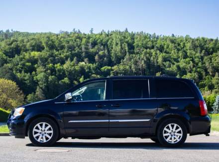 Chrysler - Town & Country