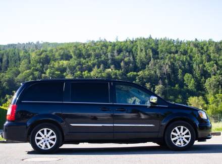 Chrysler - Town & Country