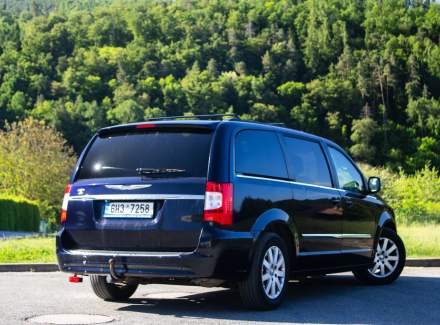 Chrysler - Town & Country