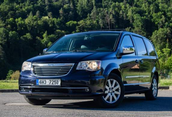 Chrysler - Town & Country