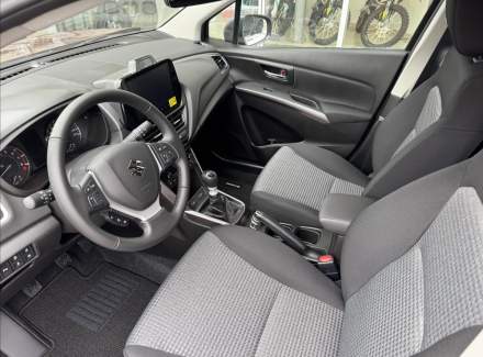 Suzuki - SX4