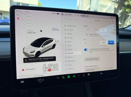 Tesla - Model 3