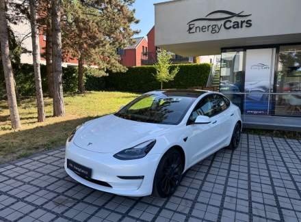 Tesla - Model 3