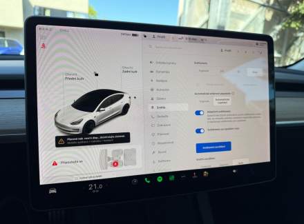 Tesla - Model 3