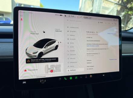 Tesla - Model 3