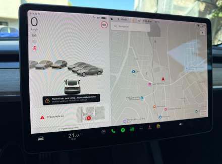 Tesla - Model 3