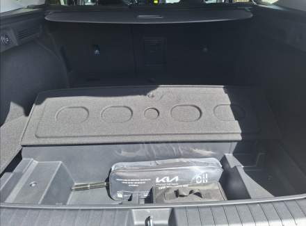 Kia - K4