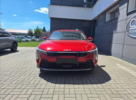 Kia - K4