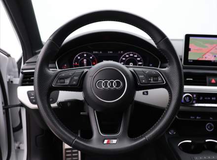 Audi - A4