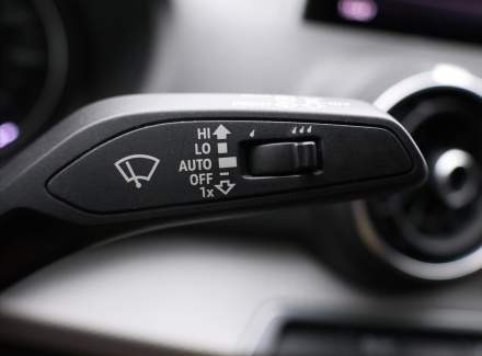 Audi - Q2