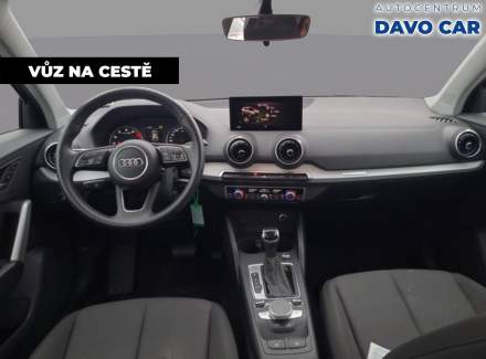 Audi - Q2