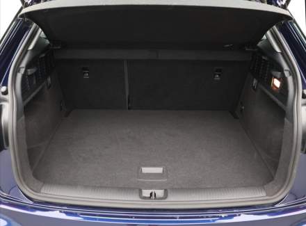 Audi - Q2