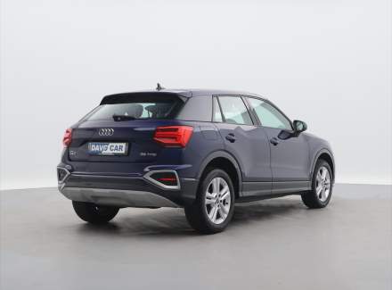 Audi - Q2