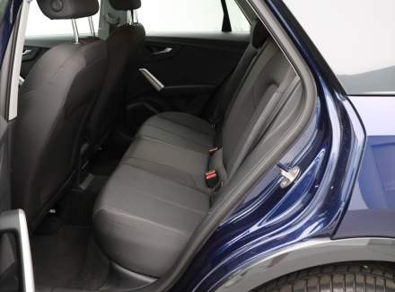 Audi - Q2