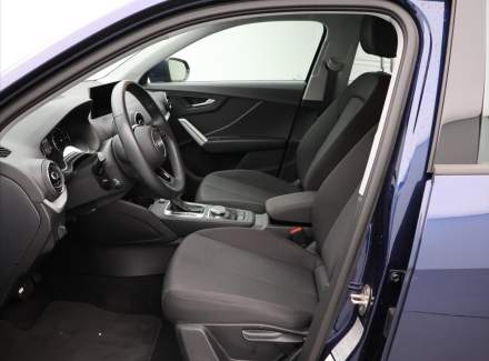 Audi - Q2