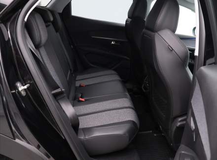 Peugeot - 3008