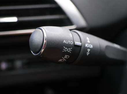 Peugeot - 3008