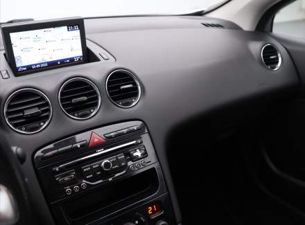 Peugeot - 308