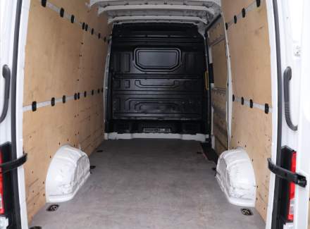 Volkswagen - Crafter