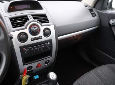 Renault - Megane