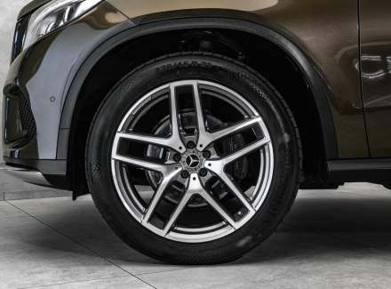 Mercedes-Benz - GLE
