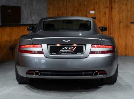 Aston Martin - DB9