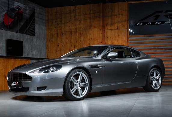 Aston Martin - DB9