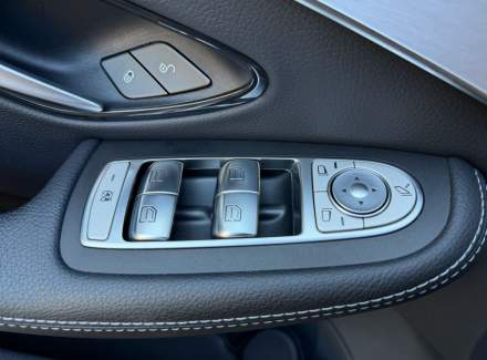 Mercedes-Benz - C-class