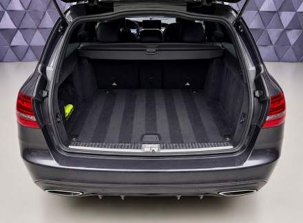 Mercedes-Benz - C-class
