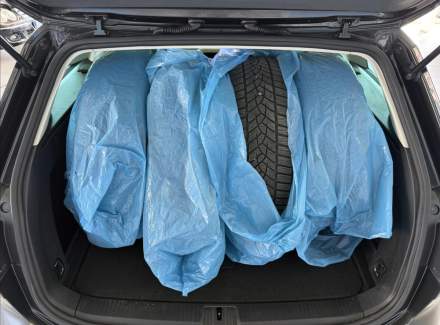 Volkswagen - Passat