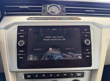 Volkswagen - Passat