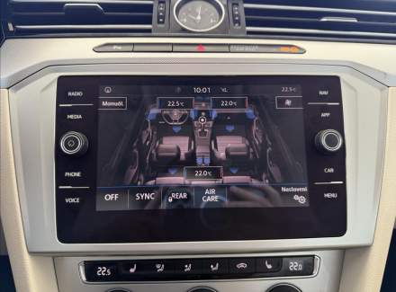 Volkswagen - Passat