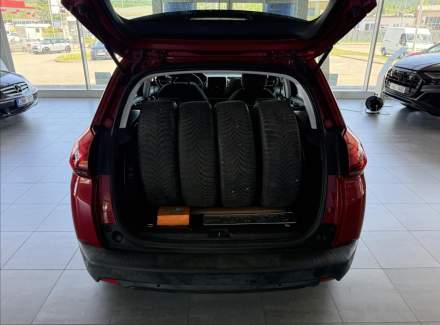 Peugeot - 2008
